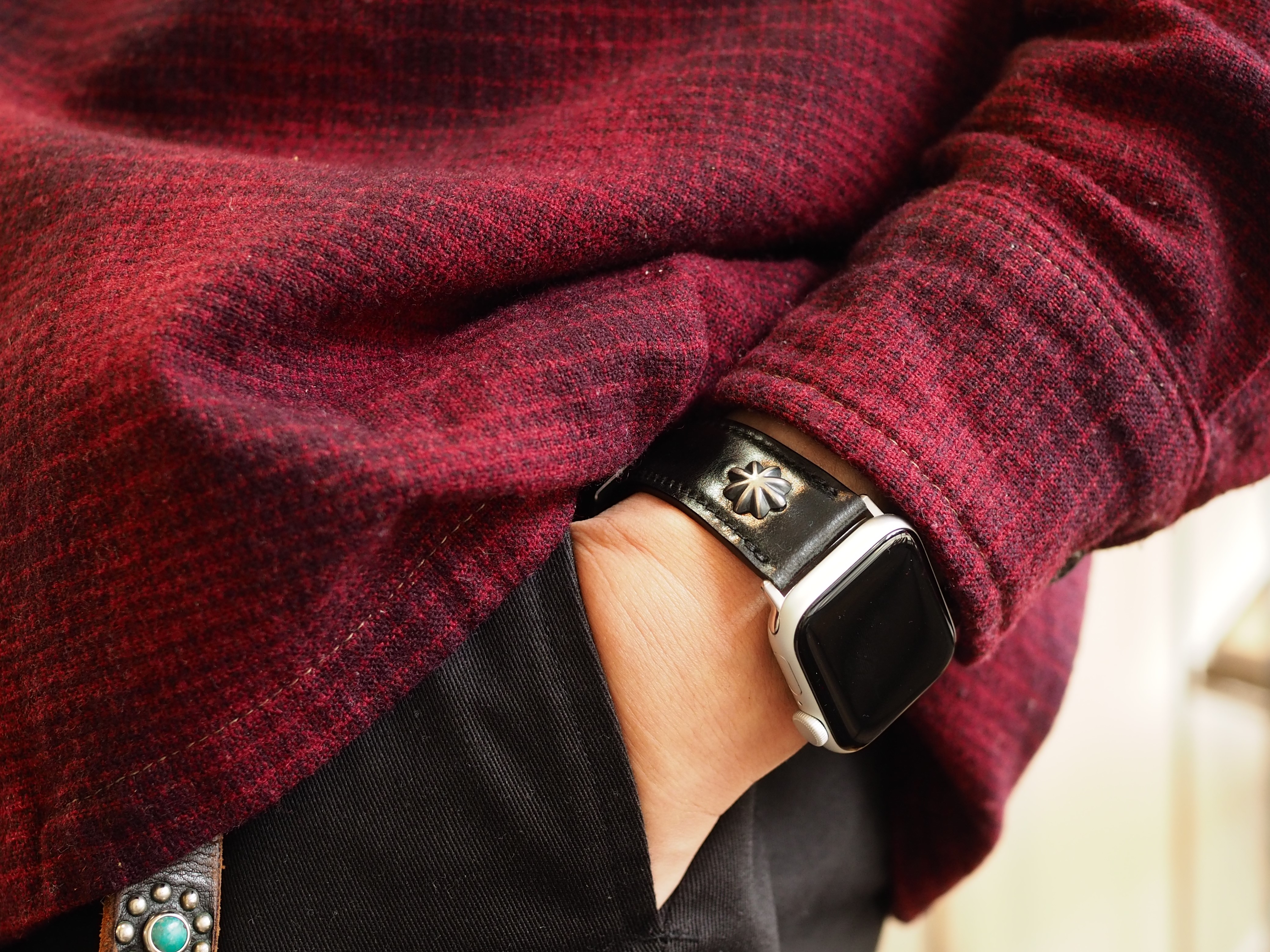 腕時計/アップルウォッチ用ベルト（バンド）【SILVER CONCHO】シェル