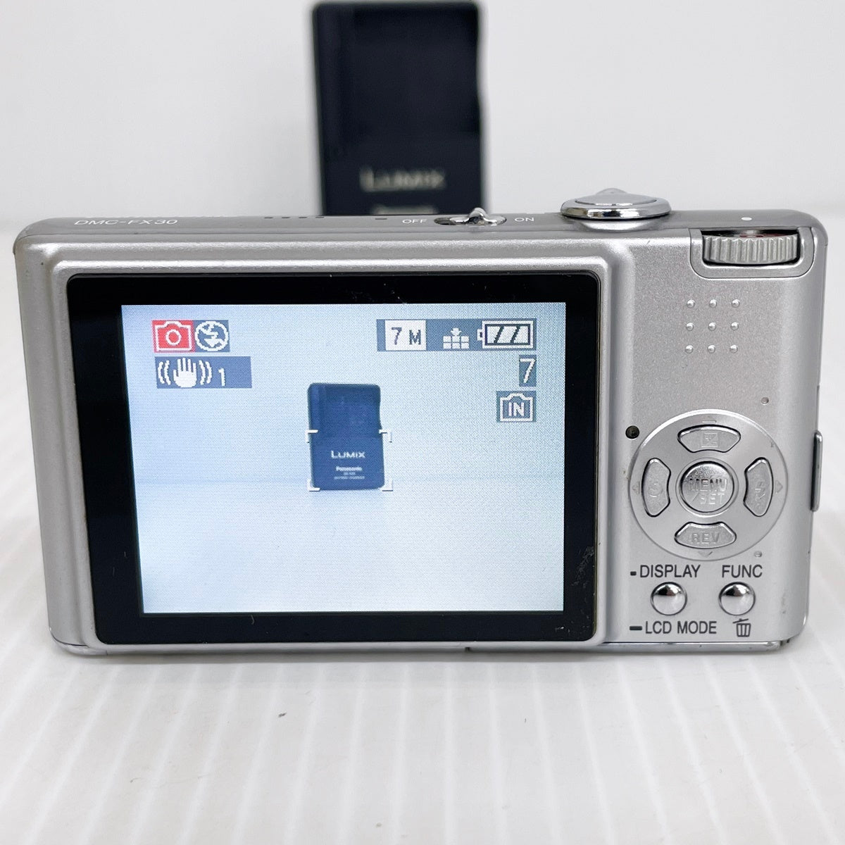 動作確認済み】LUMIX DMC-FX30 デジタルカメラ SDカード付き 動作確認