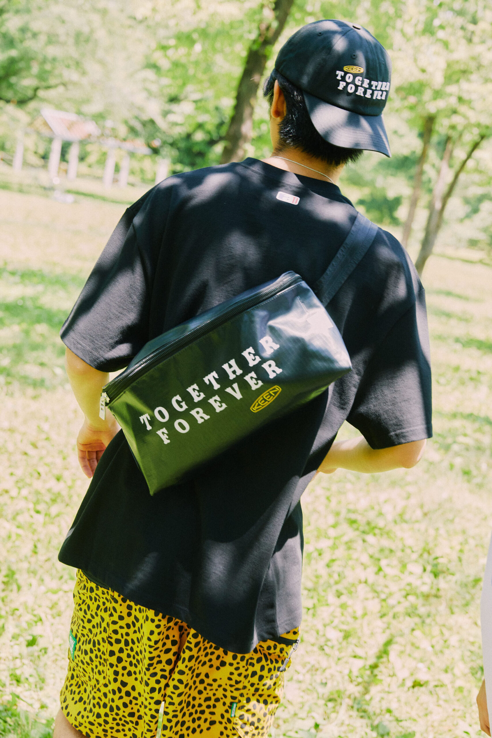 atmosとKEENによるコラボサンダルが6月10日(金)登場！ ｜ FLY