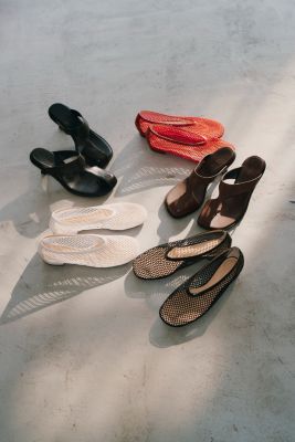 CLANE(クラネ)のMESH OBLIQUE TOE FLAT SHOES通販 | 集英社HAPPY PLUS