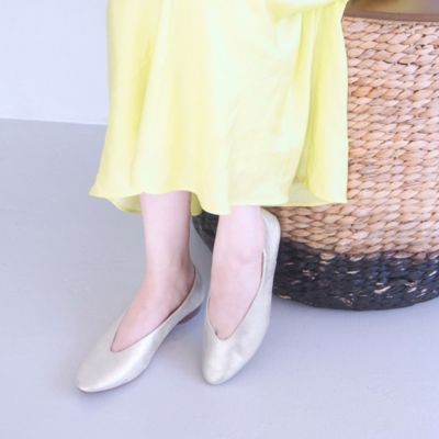 enchanted(エンチャンテッド)の本革ソフトレザーVカットバブーシュ通販