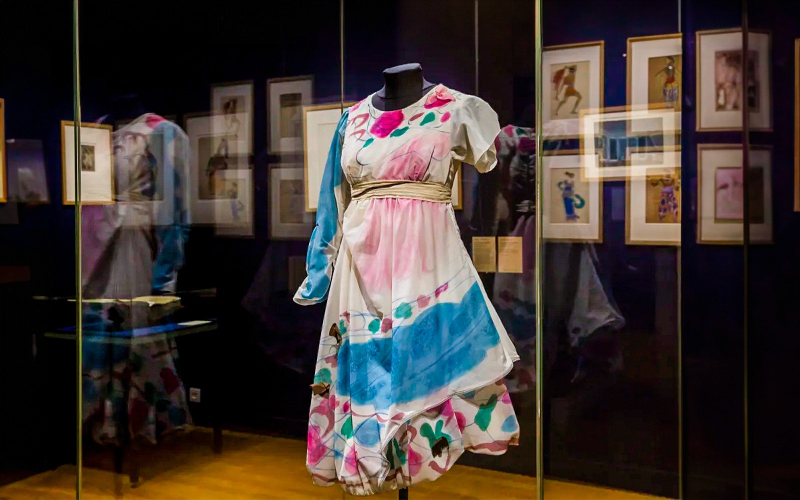 オペラ・ガルニエ セルフガイド ツアーチケット パリ