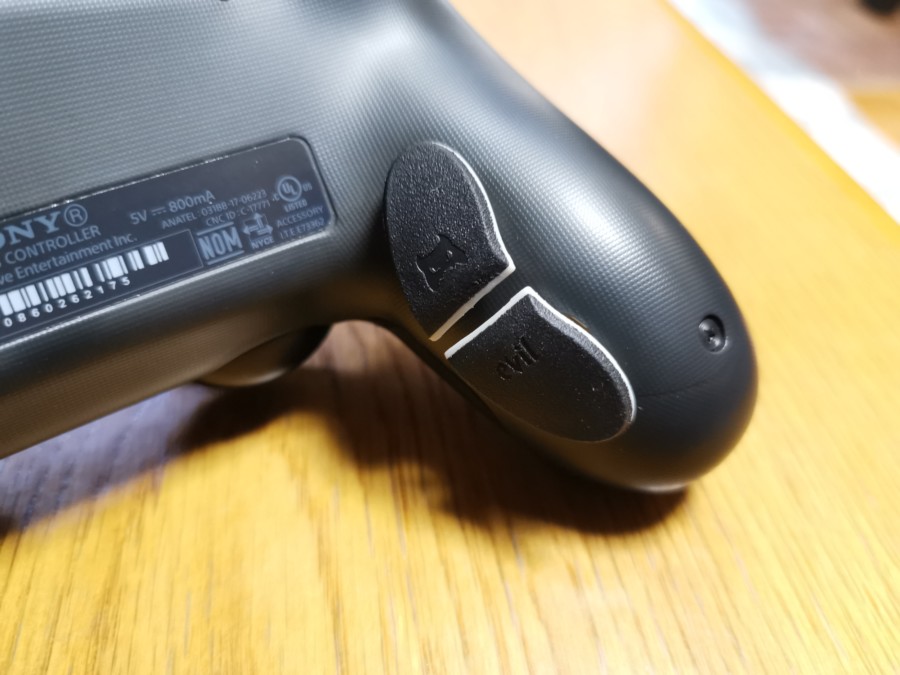 レビュー記事】エビルコントローラー PS4純正モデルを改造して作られた