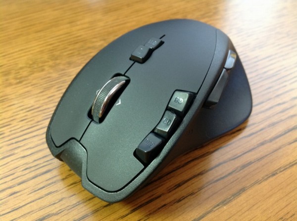 ロジクールの多機能ゲーム用無線マウス「G700」レビュー！ | フリー
