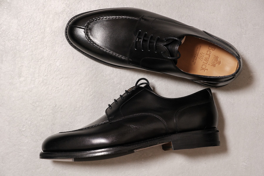 コスパ抜群】Berwick の革靴を気合の2足同時購入【5382LADA、4558BCDI