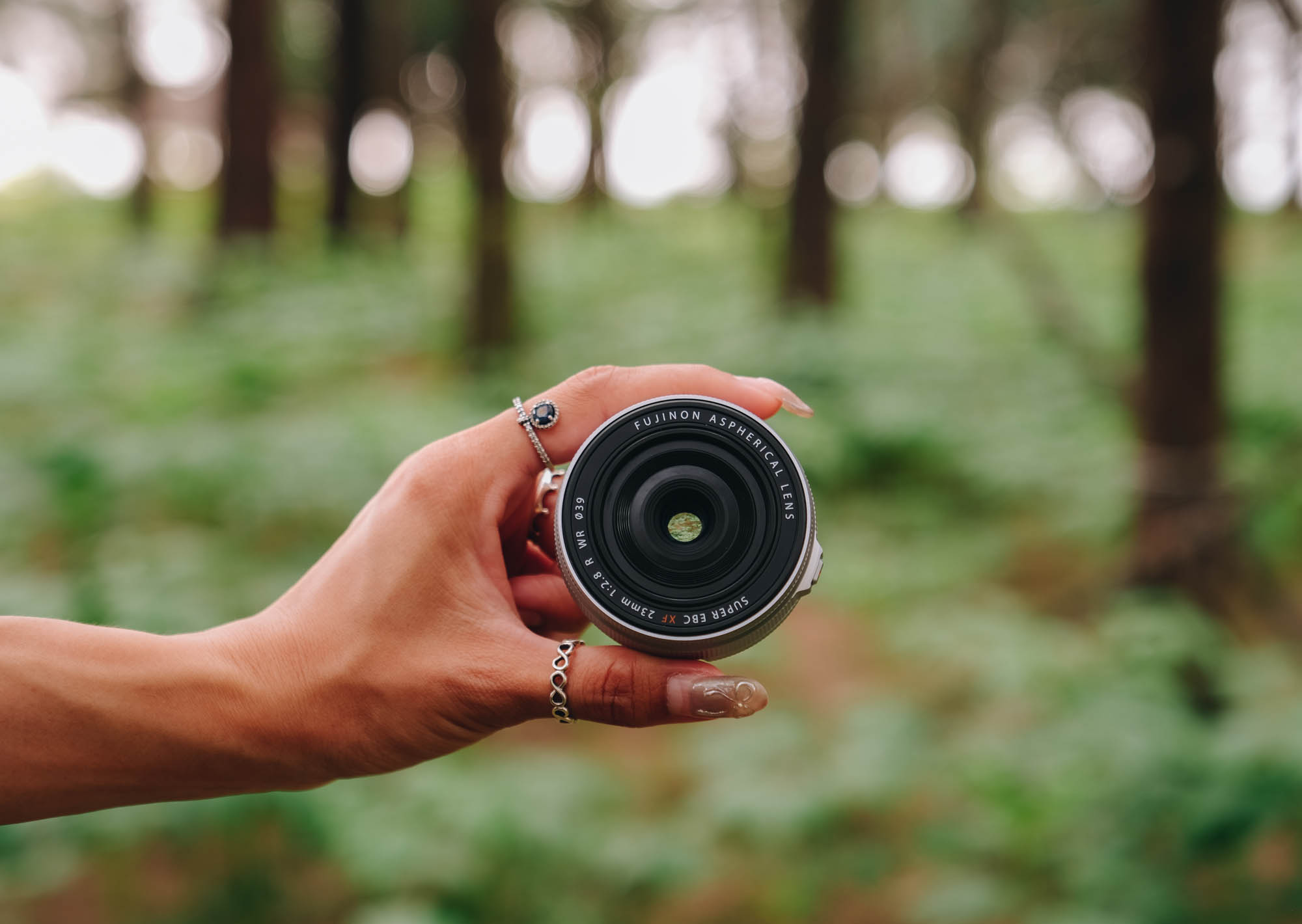 XF23mmF2.8 R WR | レンズ | FUJIFILM X Series & GFX - Japan