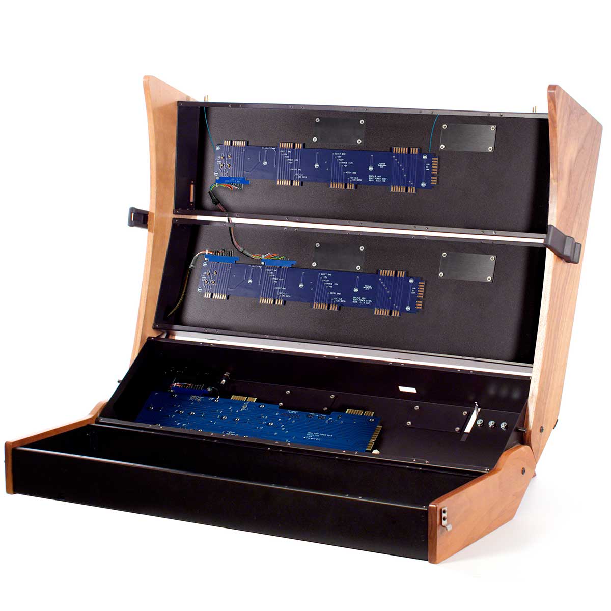 201e-24 Powered Cabinet - Buchla - 有限会社 福産起業 - FUKUSAN