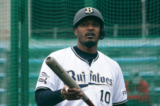 明らかに絞られている」オリ・ジョーンズがダイエット成功？ 2年目に