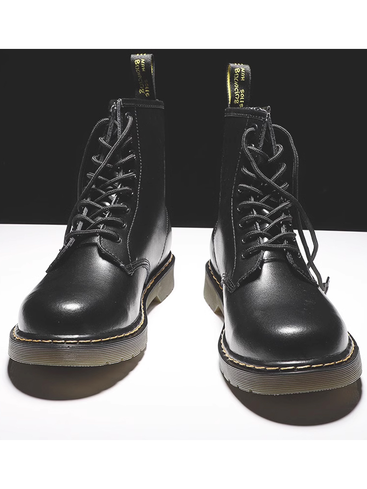 黒スニーカー クラシック編み上げレザーブーツ ハイカット|黒