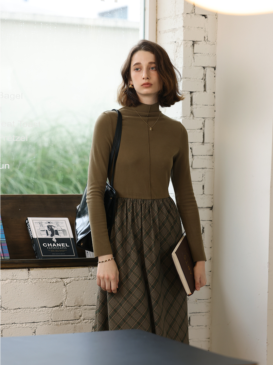 ワンピース タートルネック 上品チェック柄切替タートルネック