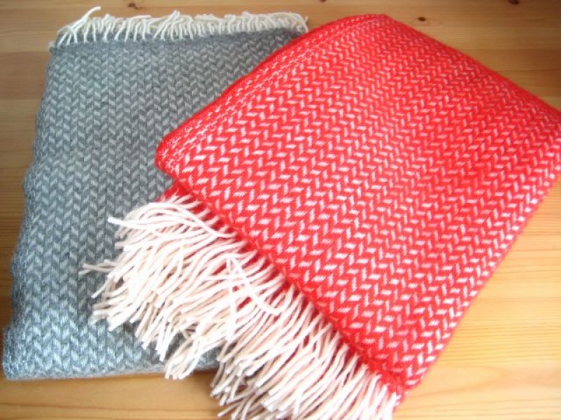 クリッパン Klippan/ポルカ Polka/ウール・スローケット/グレー