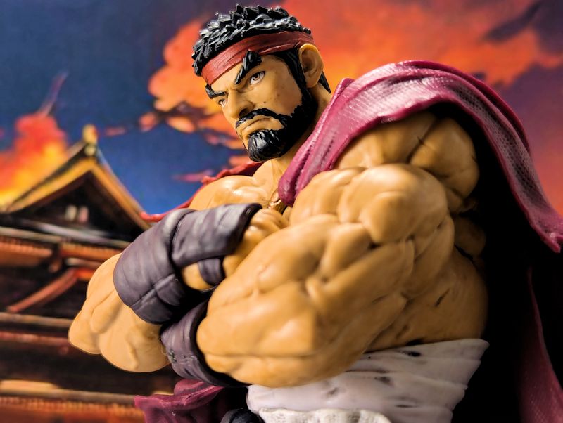 玩栗犬と、ストリートファイター6 ちょこのせプレミアムフィギュア