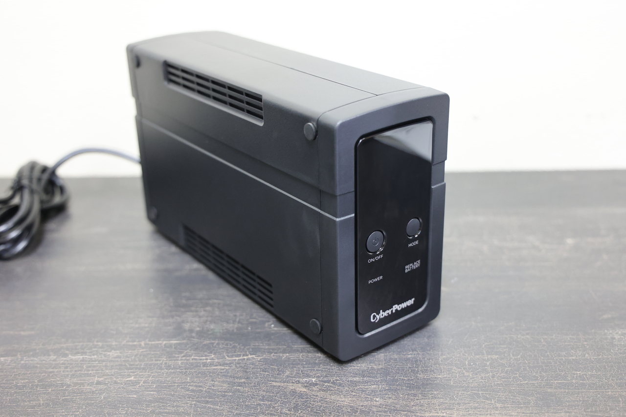 NAS用にUPS（無停電電源装置）を導入！CyberPower CPJ500【レビュー