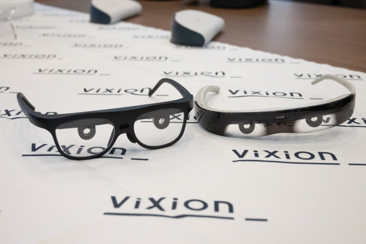 ViXion、40％軽量化した“オートフォーカス”眼鏡「ViXion01S