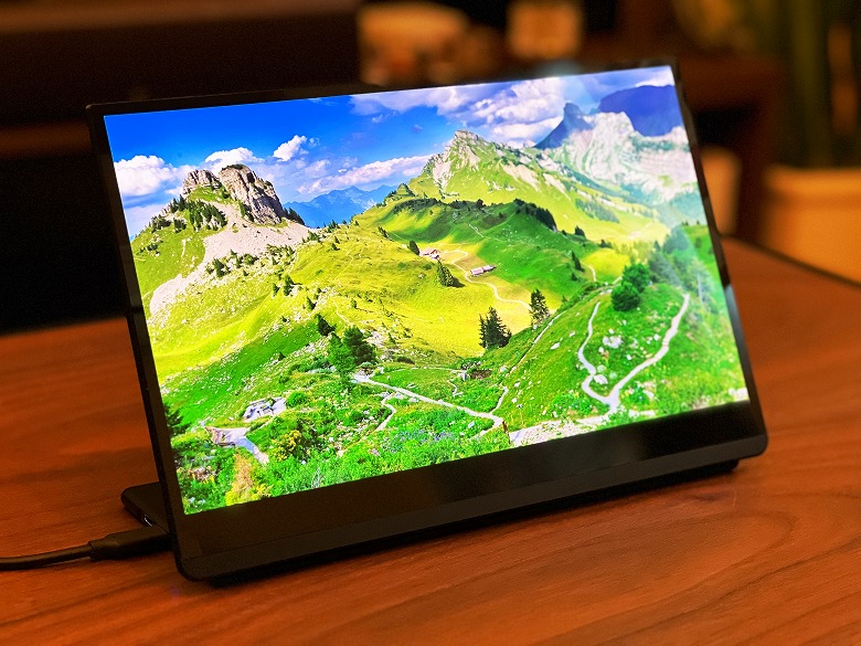 EHOMEWEI O133DSL レビュー】有機ELディスプレイが美しい！USB-CとMini