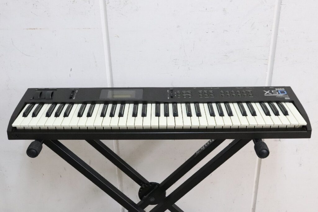 KORG コルグ X5D キーボード シンセサイザー - 楽器の買取屋さん｜最短