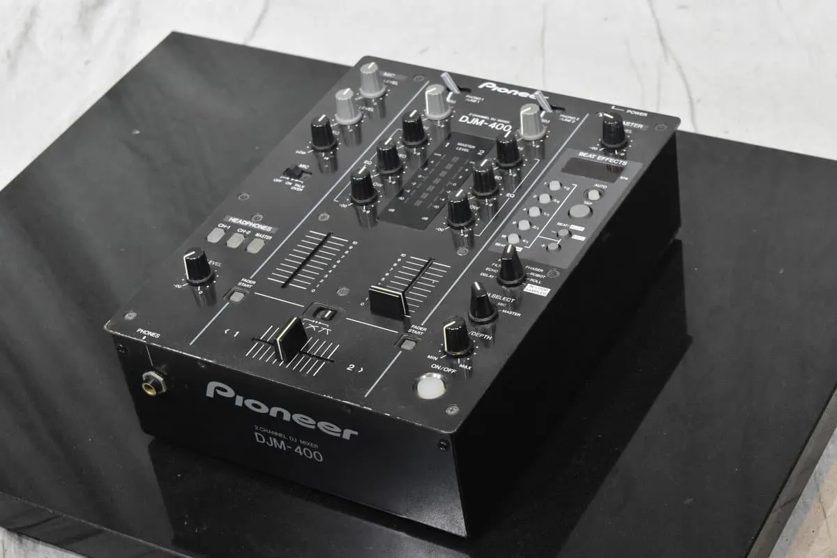 Pioneer/パイオニア DJミキサー DJM-400 - 楽器の買取屋さん｜最短30分