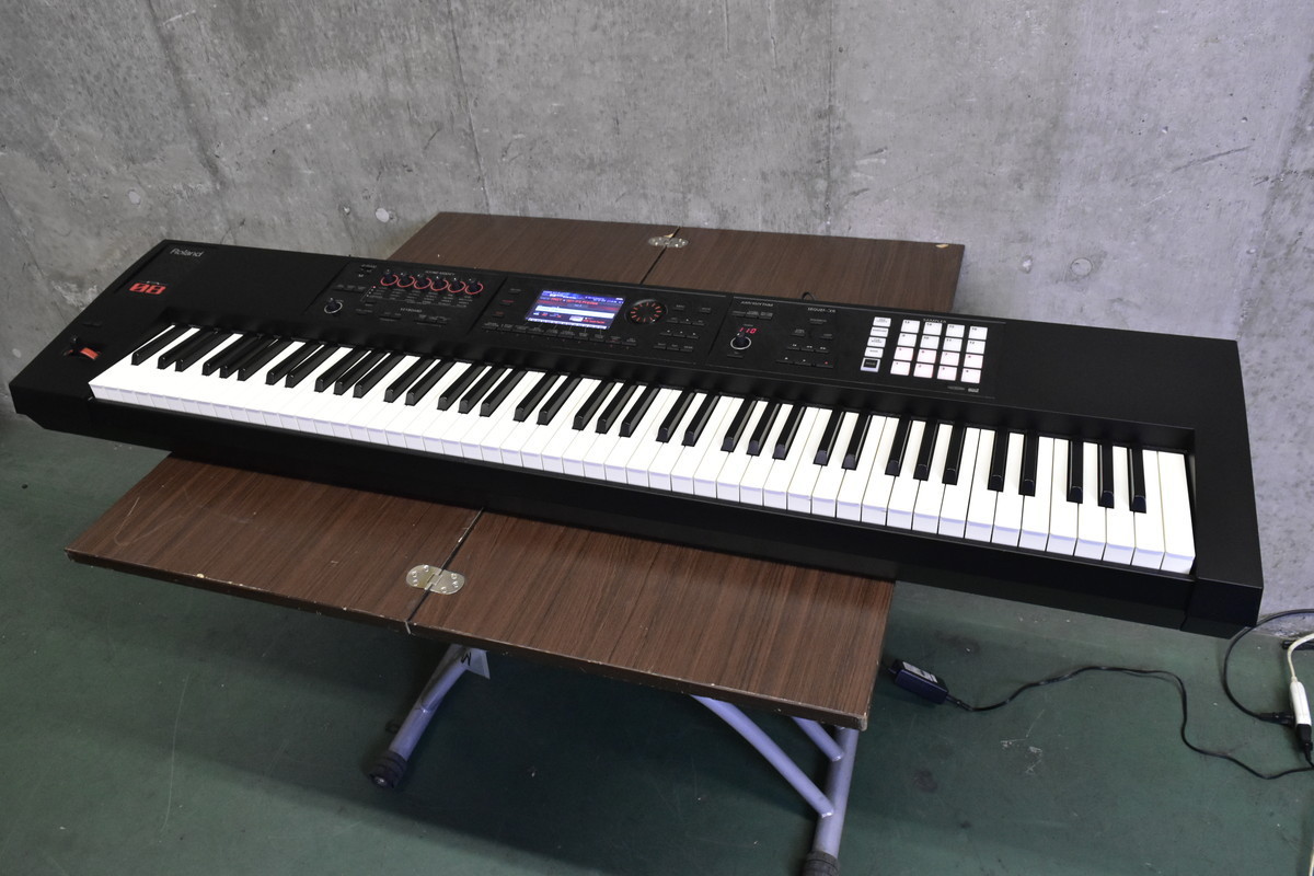Roland FA08 FA-08 ローランド 88鍵 シンセサイザー - 楽器の買取屋