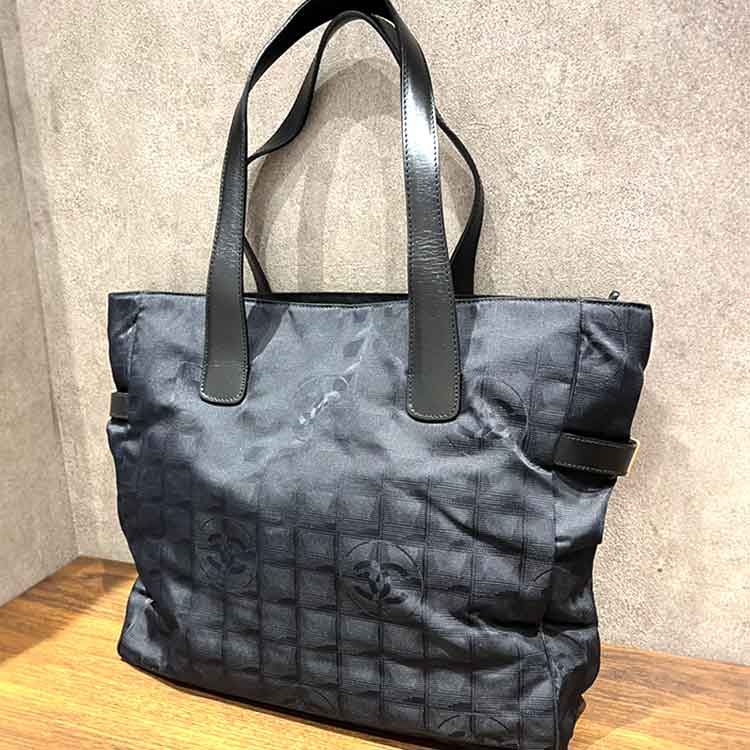 CHANEL シャネル ニュートラベルライン トートMM_ニュートラベルライン