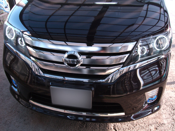 ご来店 C26セレナ前期 CCFLイカリング&インナーブラックヘッドライト