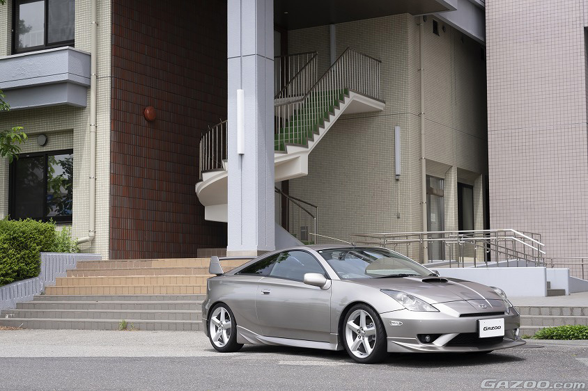 自動車部に入部してから見つけた初めての愛車。2ZZエンジン搭載の