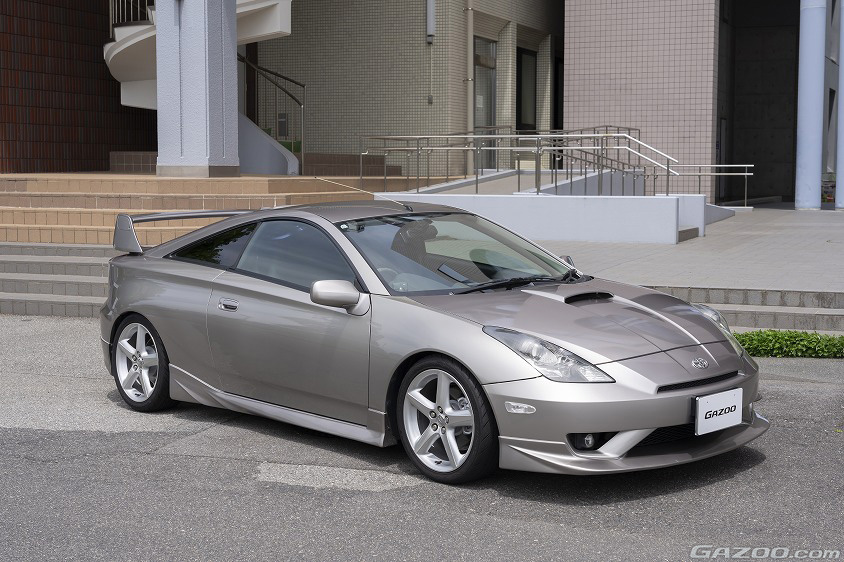 自動車部に入部してから見つけた初めての愛車。2ZZエンジン搭載の