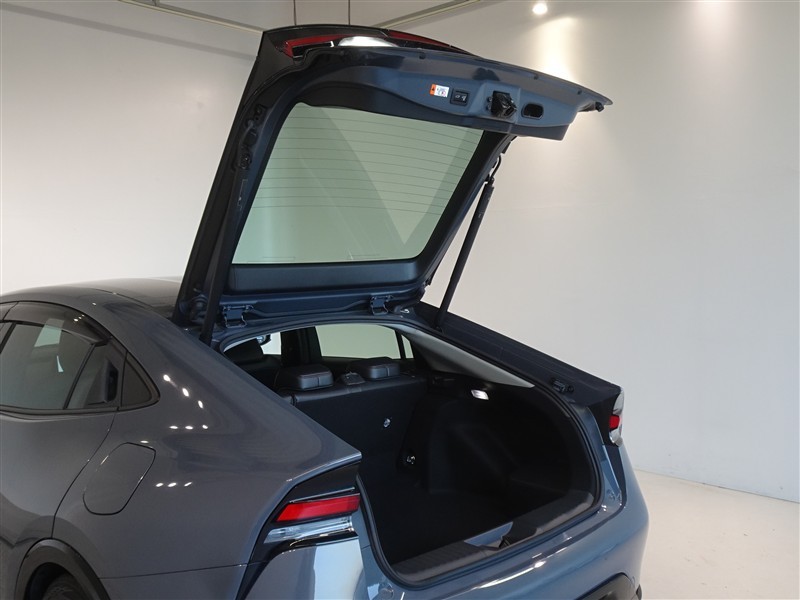 プリウス Z（181018323991）の中古車 | トヨタ認定中古車 | トヨタ