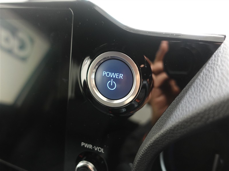 ヴォクシーHEV S-Z（364018880695）の中古車 | トヨタ認定中古車