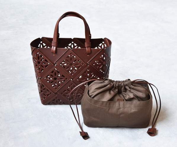 サスカットバスケット 手提げバッグ M｜商品一覧 | 革財布、バッグの