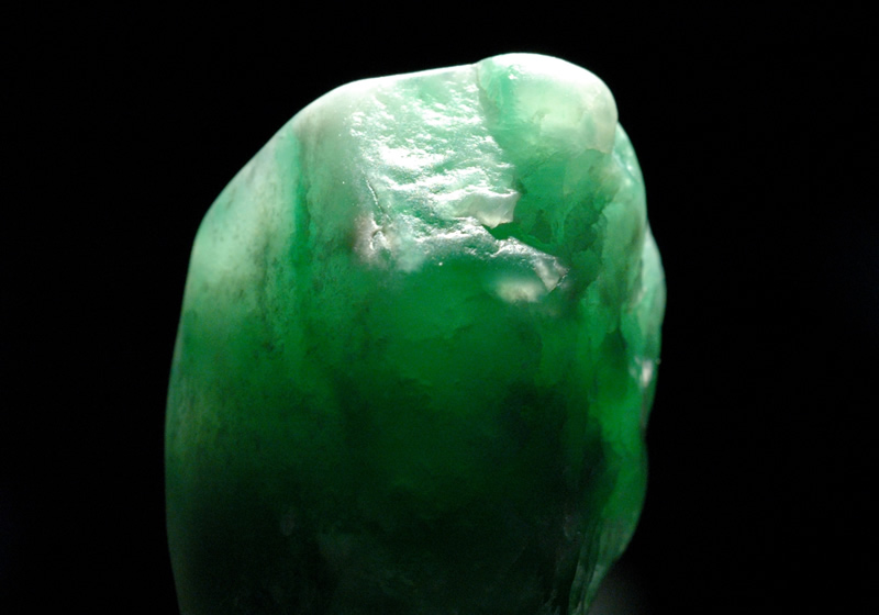 日本の国石 ヒスイ | 糸魚川ジオパークについて | 糸魚川ユネスコ世界