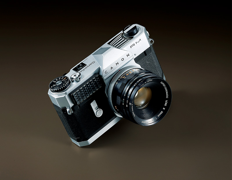 キヤノン歴代カメラ】キヤノンFLEX RM – デザインを一新! キヤノン初と
