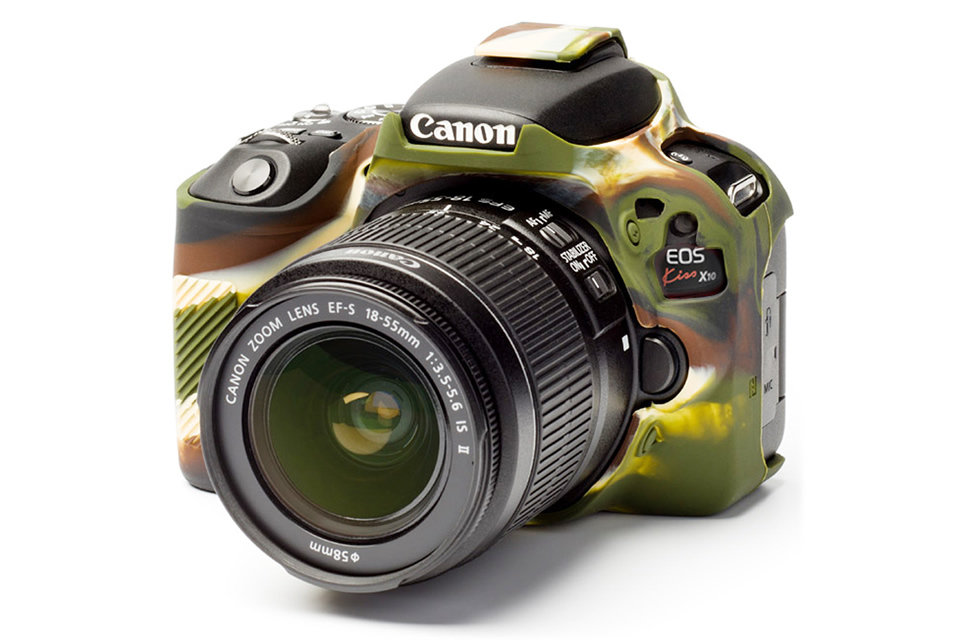 かぶせるだけでカメラを保護してドレスアップできる「EAZY COVER」の