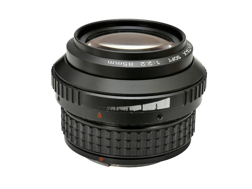 昭和を代表する写真家が愛した銘玉は、ありもの部品の組み合わせで