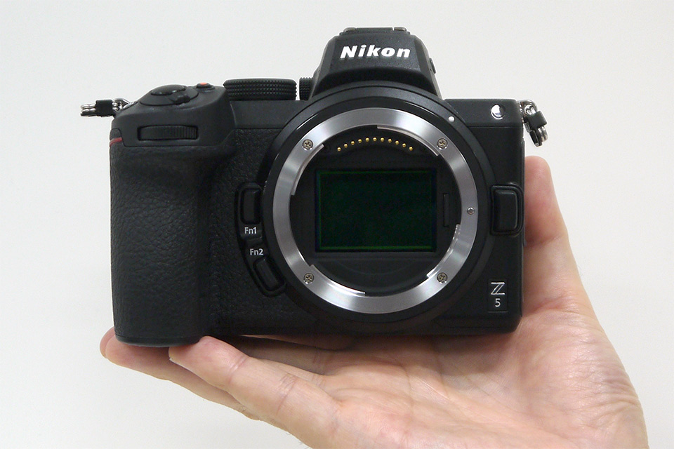 ちょうどいい”性能と価格のフルサイズミラーレス「ニコン Z 5」18万円