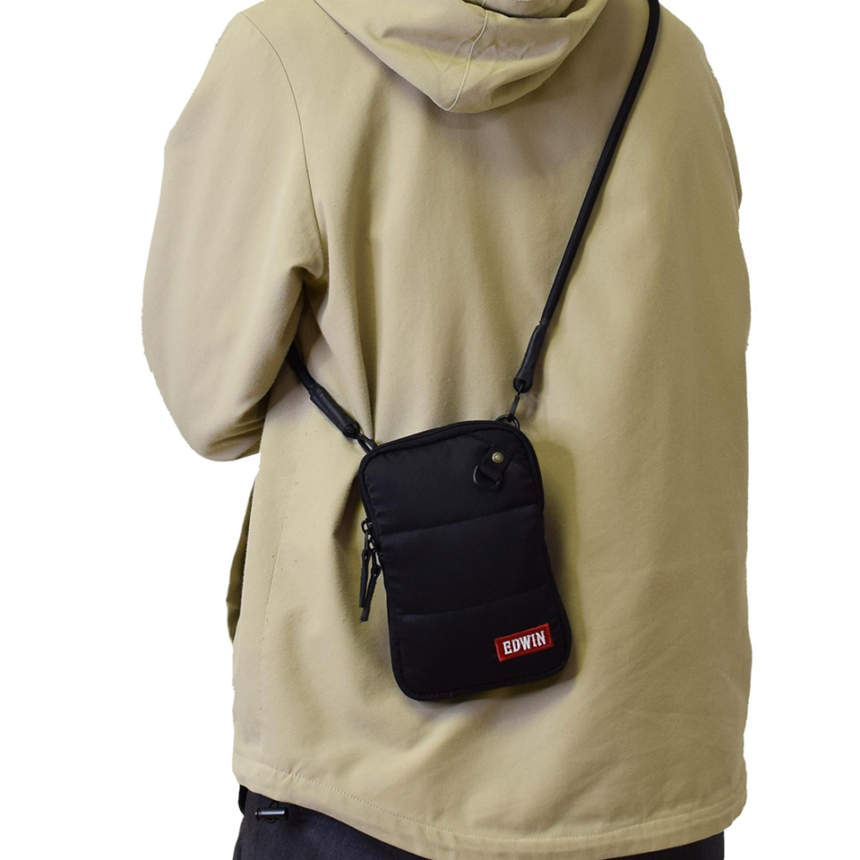 身軽な街歩きにピッタリのミニショルダー「EDWIN デニムショルダー