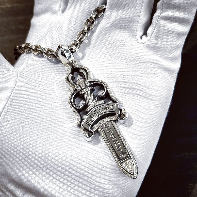 クロムハーツ ラージダガーペンダント ダイヤモンド&ペーパーチェーン