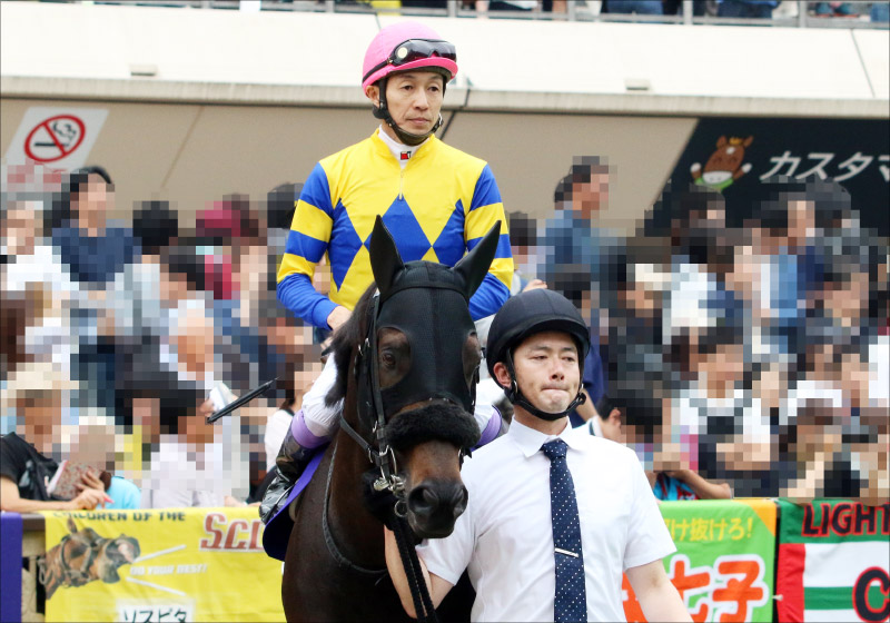 JRA 武豊の「最内選択」に賛否両論!? 経済コースで連対確保の立ち回り