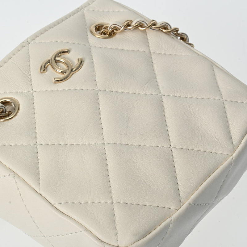 シャネルミニ ポシェット チェーンショルダー 42976 白 レディース