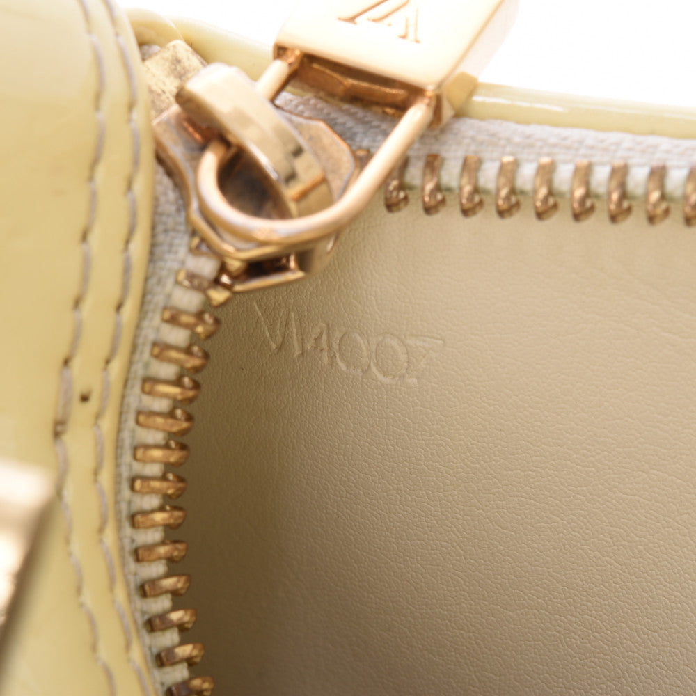 800000084249000-15_1000x.jpg?v