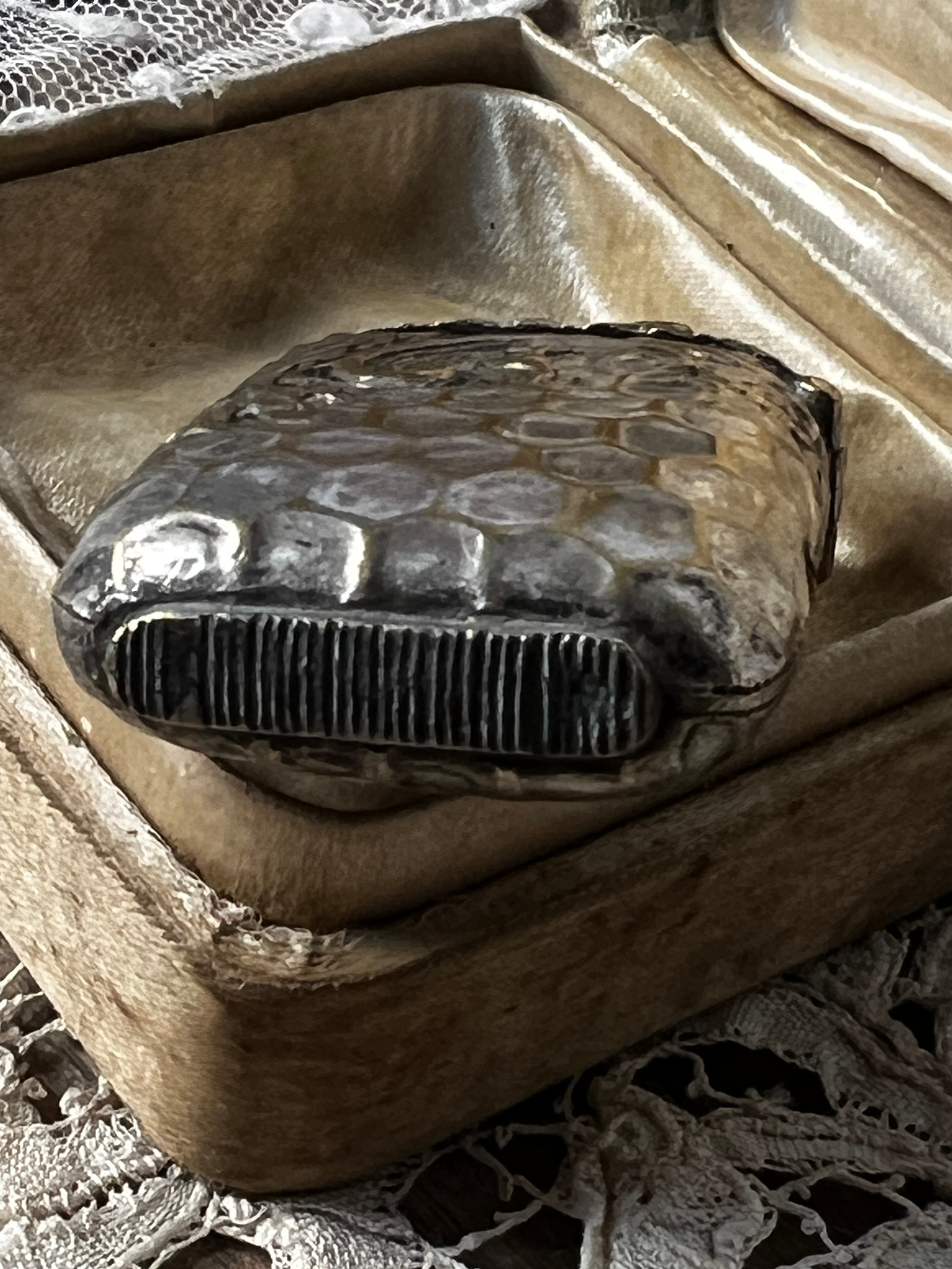 ☆メタル製マッチケース – France Antique 銀色アンティーク