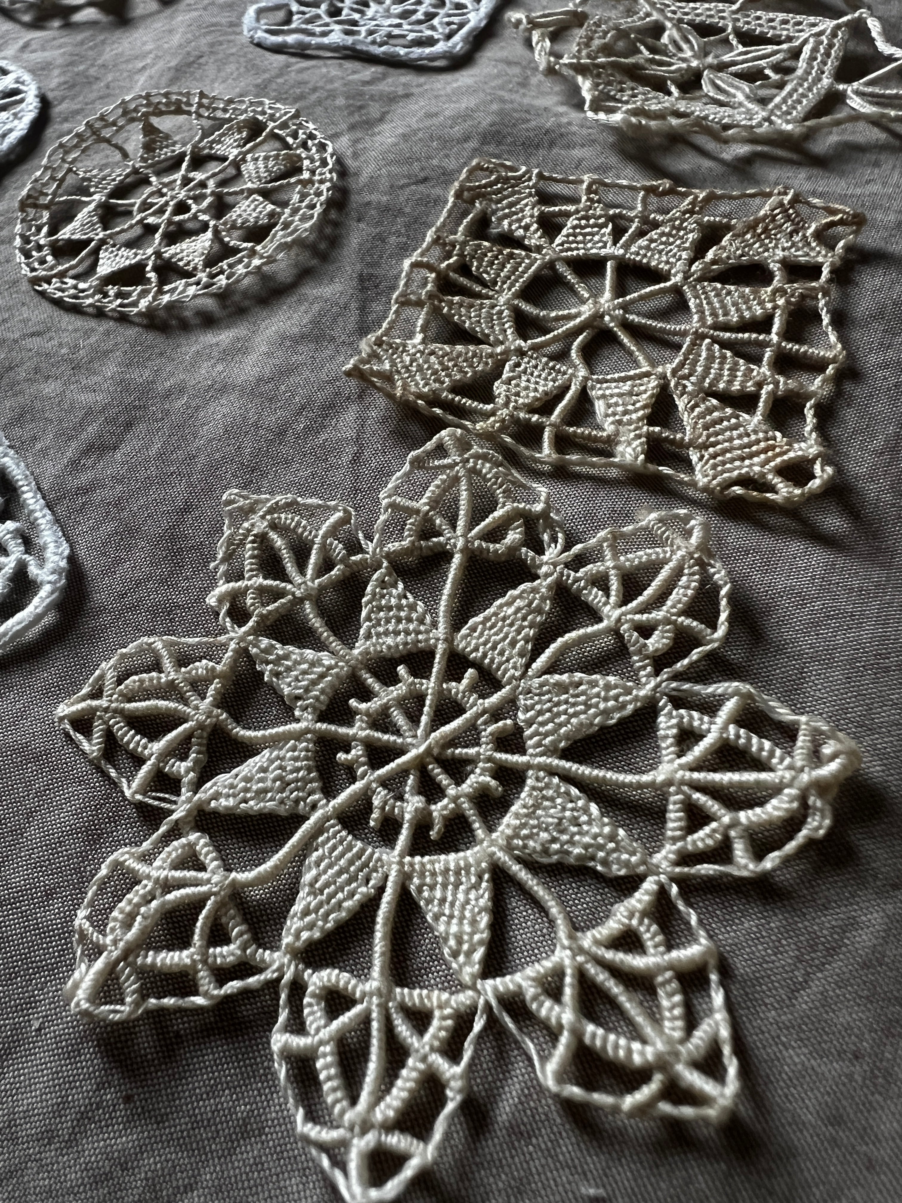 ☆ミニモチーフレースセット – France Antique 銀色アンティーク