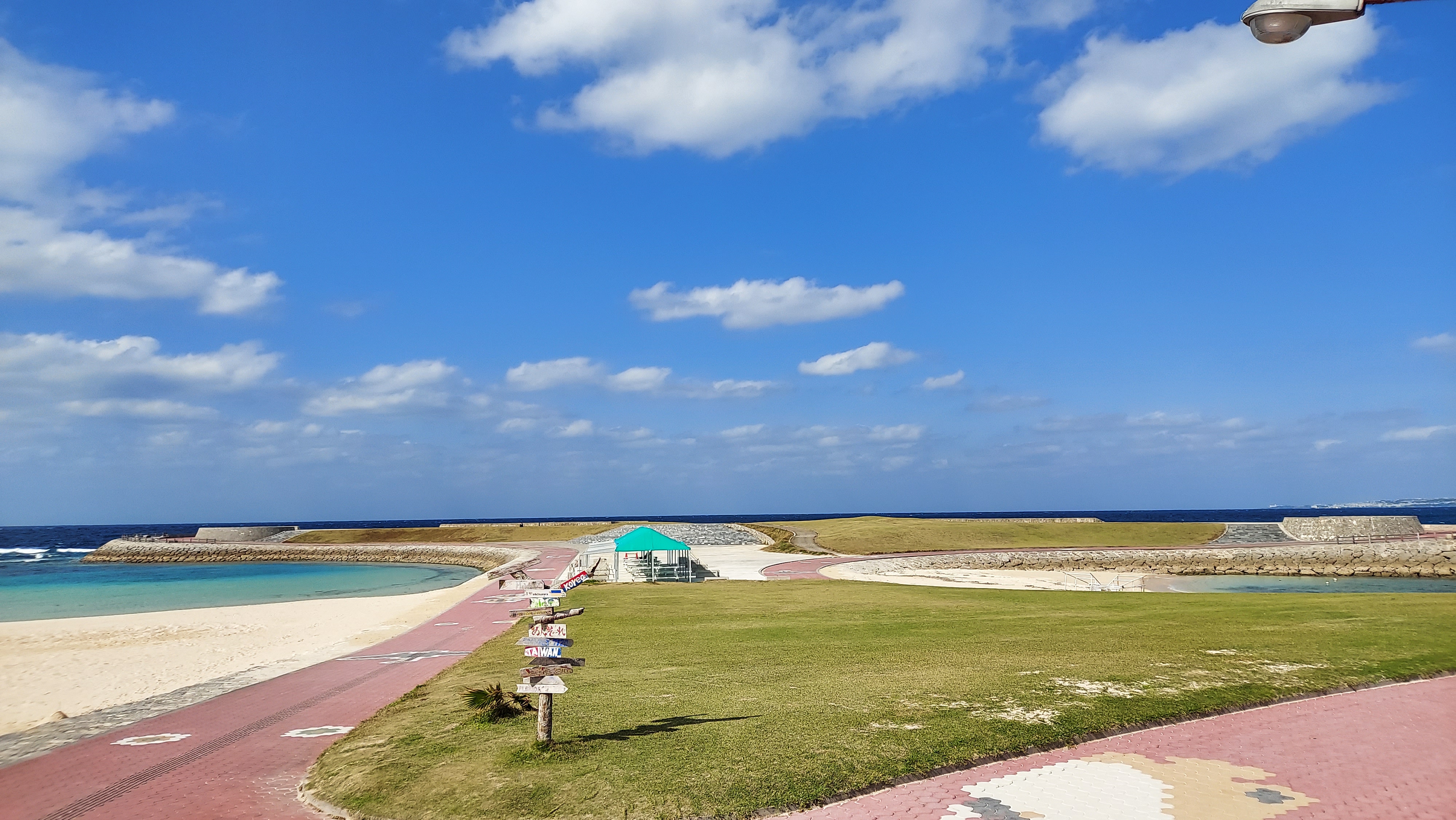 宜野湾トロピカルビーチ【公式サイト】