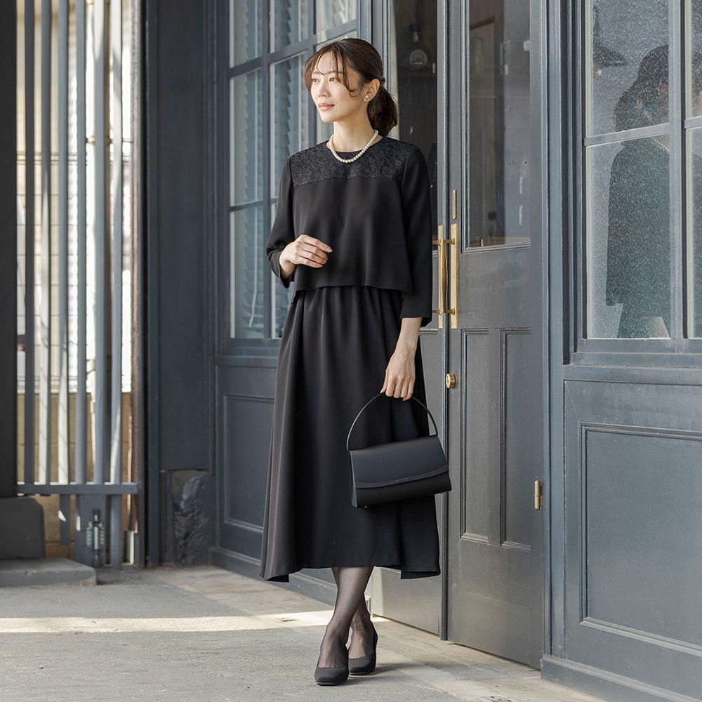 商品番号1001501]スーツ風レースデザインのワンピース |CARETTE 公式