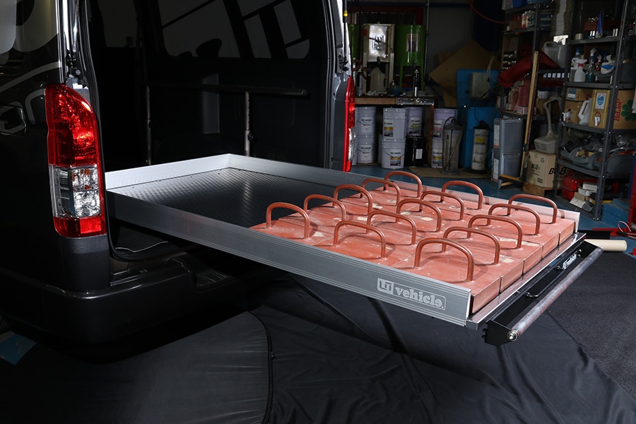 ハイエース スライドフロア -ハイエース200系専門店ユーアイビークル