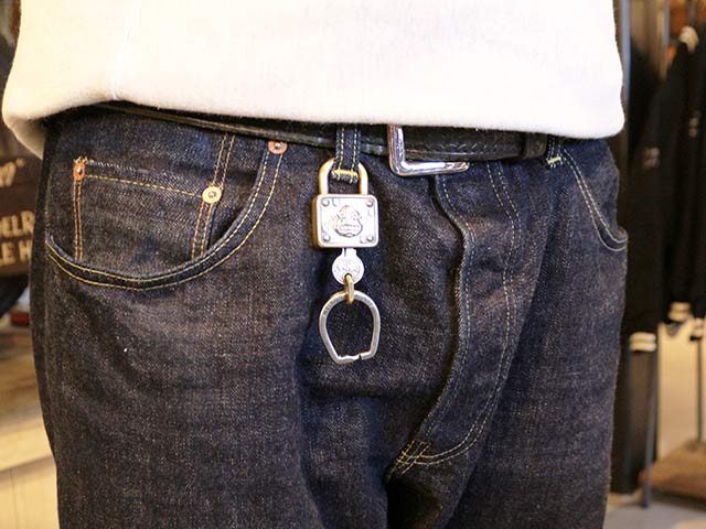 WEIRDO JEWELRY/ウィアードジュエリー】「Padlock Key Chain