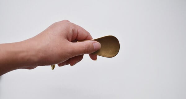 BRASS SHOE HORN KEY-HOLDER / PICUS｜CATAWARA（カタワラ）
