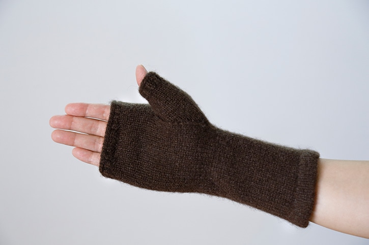 ヤク100%のニット手袋 （アンドウール／AND WOOL） | 服・服飾小物