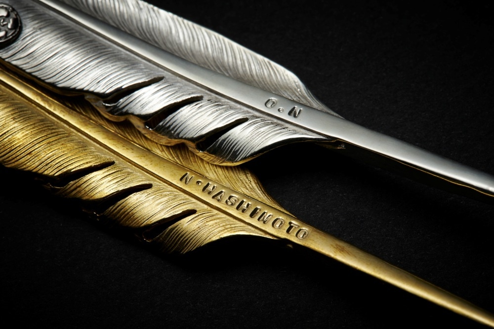 本物のシルバー素材を】フェザーモチーフ グリーンフォーク