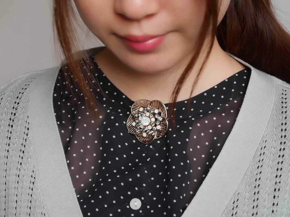 ブローチ 花(ギフトボックス別売) | 北一硝子 まごころお届け便