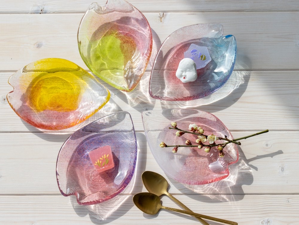 花びら皿 クリア | 北一硝子 まごころお届け便